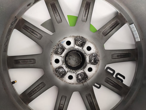 Jantes Audi de 20 Polegadas 9J ET 33 4M0601025AD